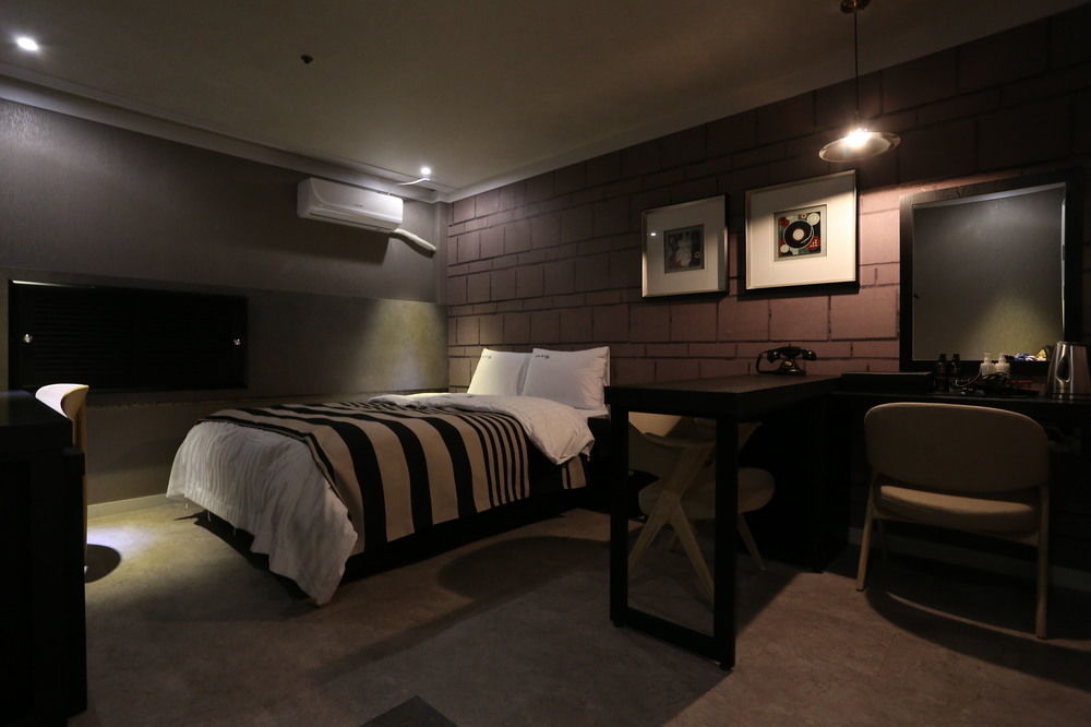 Motel Ilsan Blanc Kōyō Zewnętrze zdjęcie